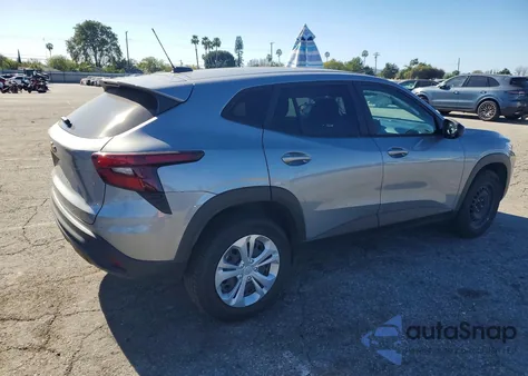 2025 Chevrolet Trax Ls из США, поврежденный, VIN KL77LFEP3SC165358